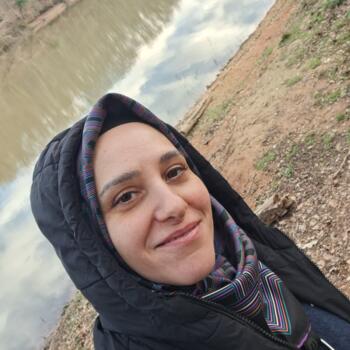 İstanbul bölgesinde bebek bakıcısı: Emine