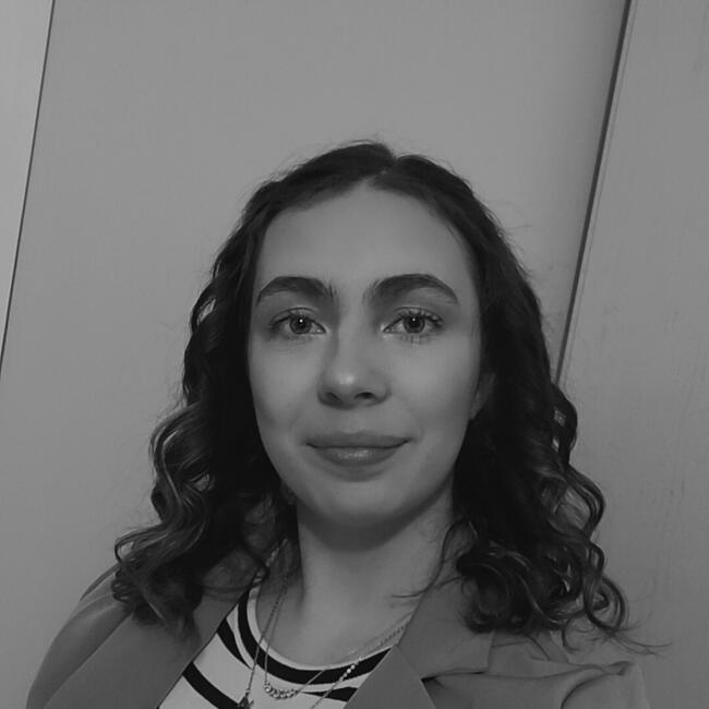 Babysitter in Gisy-les-Nobles: Kimberley