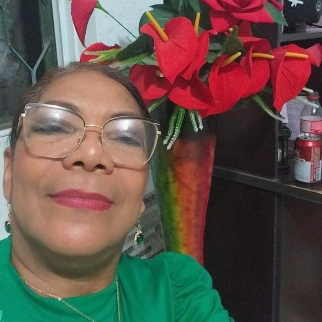 Babysitter in Cartagena: Ara cely