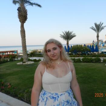 Babysitter στην περιοχή Timişoara: Larisa
