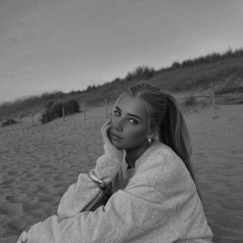 Oppas in Voorthuizen: Christel