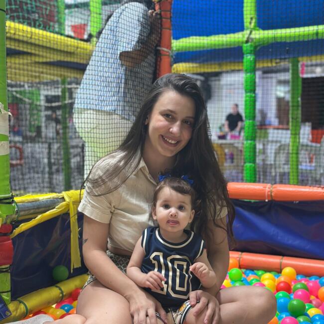 Babysitter in Paralímni: Cindy