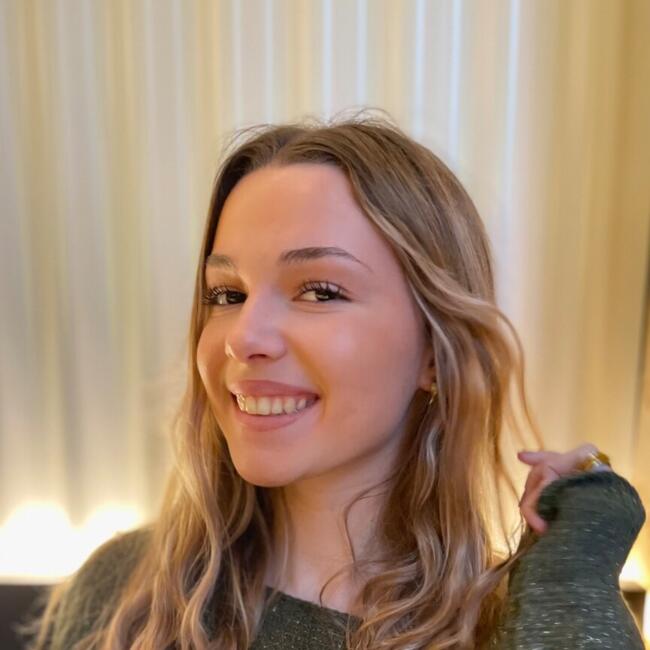 Babysitter in Châtenay-Malabry: Lisa