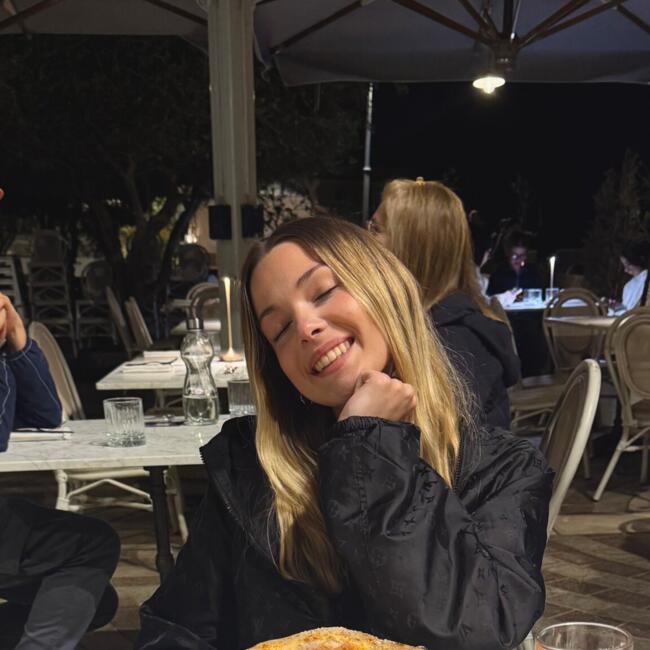 Babysitter in Châtenay-Malabry: Lisa