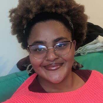 Babysitter in Niterói: Erika