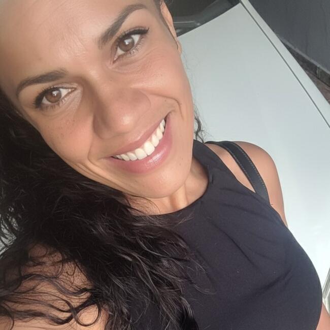 Babysitter in Jaú: Suellen