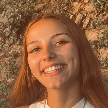 Babysitter in Joinville-le-Pont: Chloé