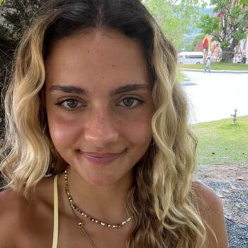 Babysitter Paris: Chloé