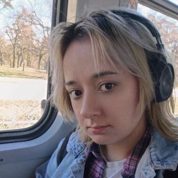 Babysitter Budapest: Borbála