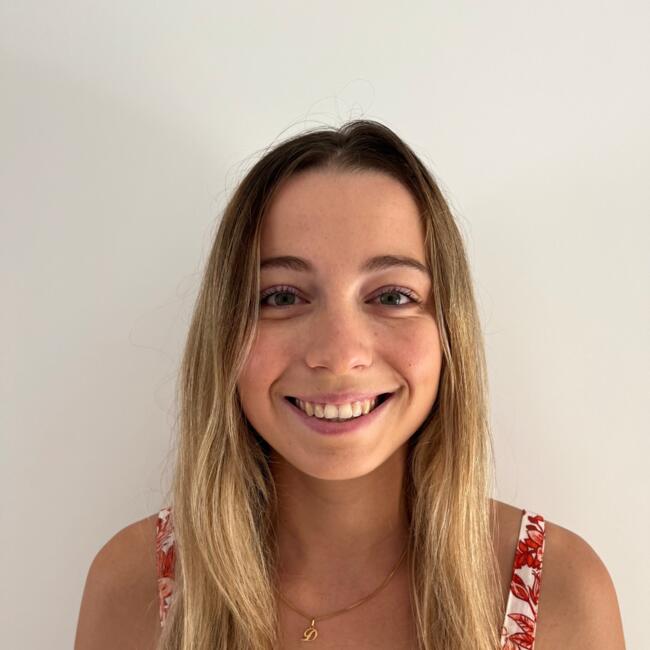 Babysitter in Nice: Daphné