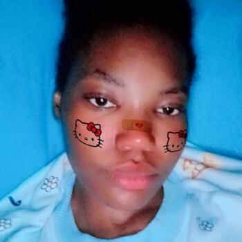 Babysitter in The Bronx: Hadiya