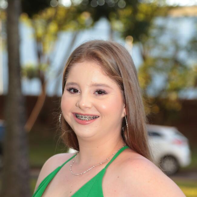 Babá em Campinas: Julia Dias