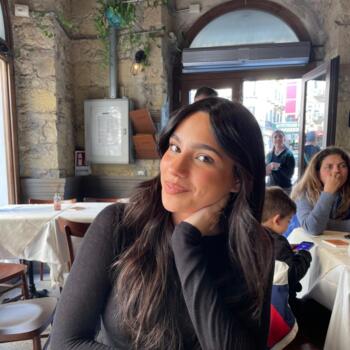 Babysitter in Olbia: Sara