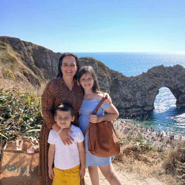 Babysitting job in London: Andra