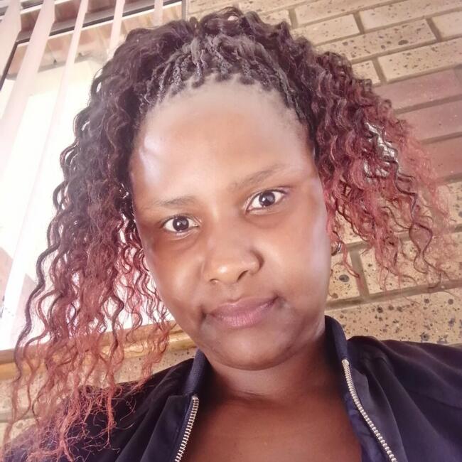 Nanny in eManzimtoti: Thobekile Nicola