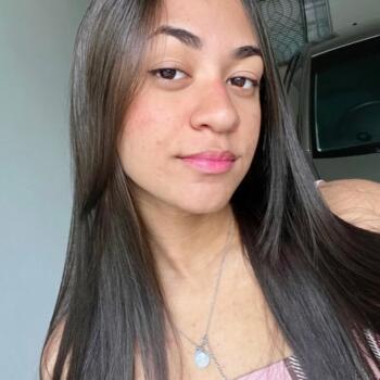 Babysitter in Serra Talhada: Samara Gabriely