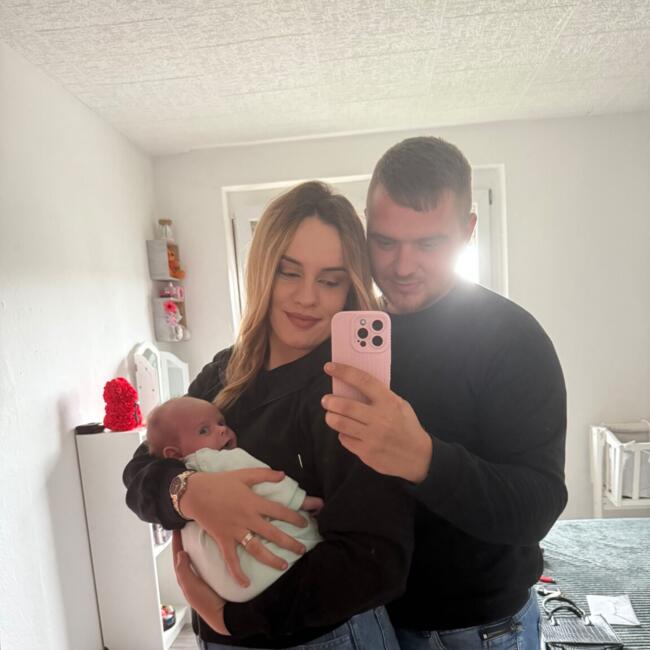 Babysitter Job in Stuttgart: Ajla