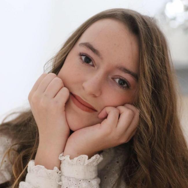 Babysitter in Pau: Margaux