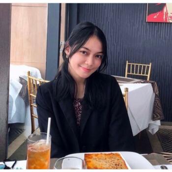 Pengasuh Petaling Jaya: Fey