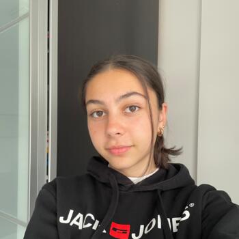 Baby-sitter in Bruxelles (Ganshoren): Melinda