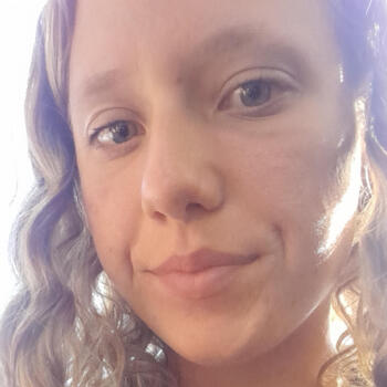 Babysitter in Bunbury: Katie