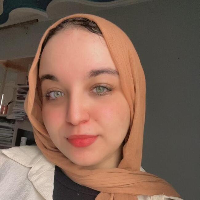 جليسة أطفال في قويسنا: Manar Hany