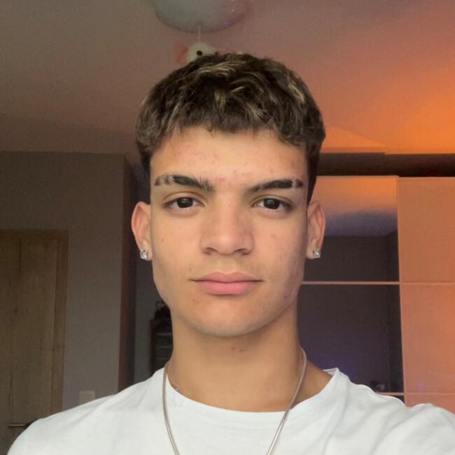 Babysitter in Sainte-Ode: Martim