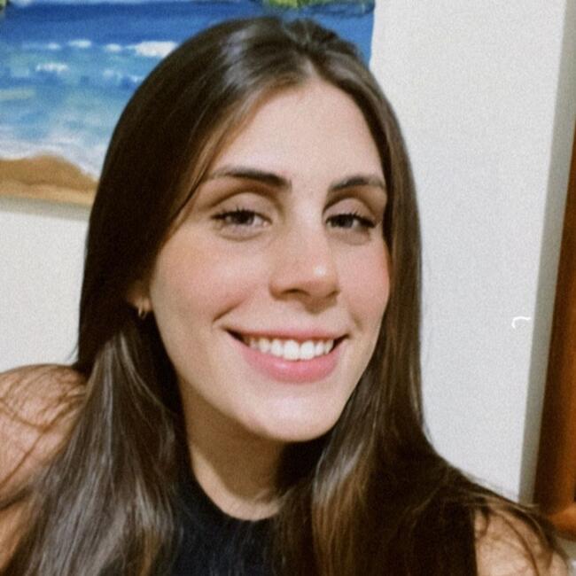 Babysitter in London: Mariana