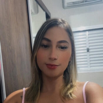 Babysitter in Serrana: Tamiris