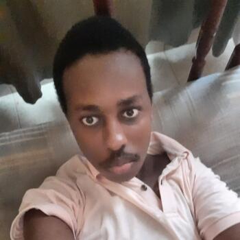 Babysitter in Kampala: Emma