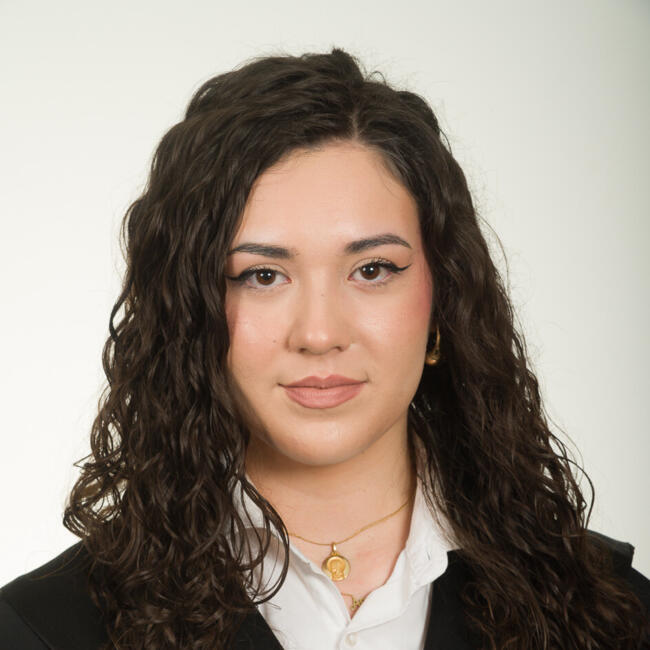 Babysitter in Castelldefels: Ana