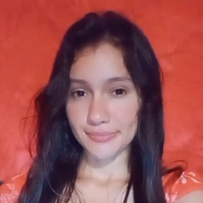 Babysitter in Chore: Lili