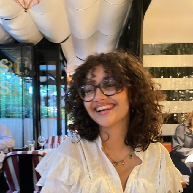 Babysitter in Paris: Louise