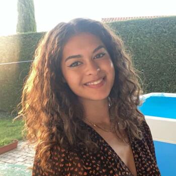 Babysitter in Ternay: Esther