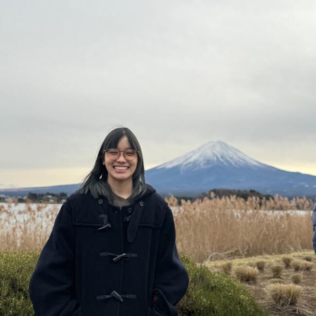 Babysitter in Singapore: Ilora