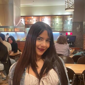 Lastenhoitaja Medellín: Camila