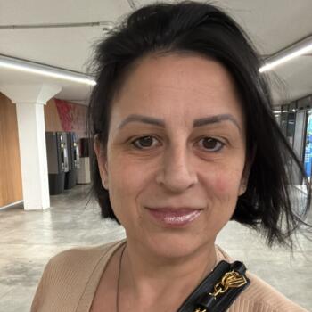 Babysitter Londrina: Barbara Marcele