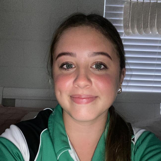 Babysitter in Cairns: Ally