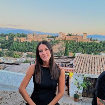 Baby-sitter in Riccione: Arianna