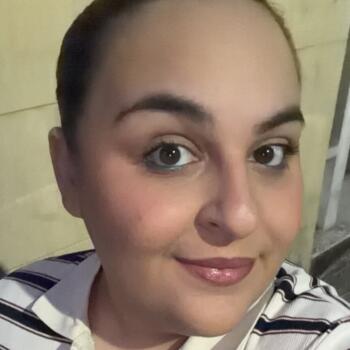 בייביסיטר ירושלים: Naomi