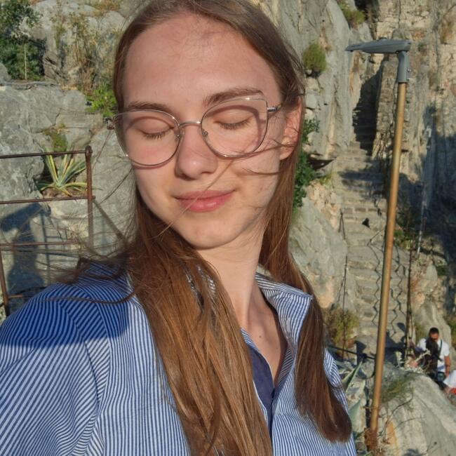 Babysitter in Lesznowola: Karolina