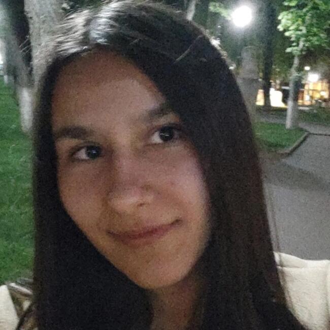 Babysitter in Galati: Maria