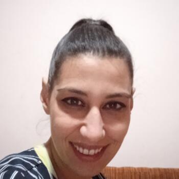 Babysitter στην περιοχή Άγιος Δημήτριος: Ελένη