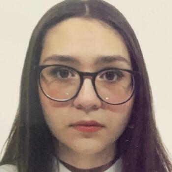 Babysitter Ghedi: Sara