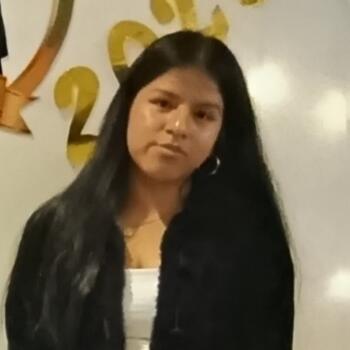 Babysitter in La Molina: Angelica