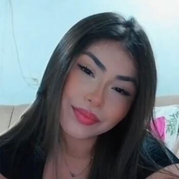 Babysitter Blumenau: Nathally