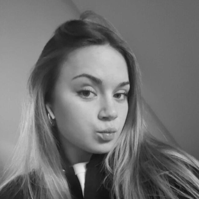 Babysitter in Val-dIzé: Clarisse