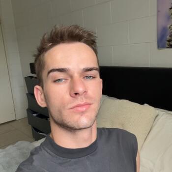 Babysitter in Richmond (Queensland): Nicholas