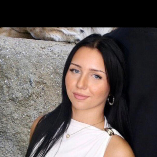 Babysitter in Maribor: Amina