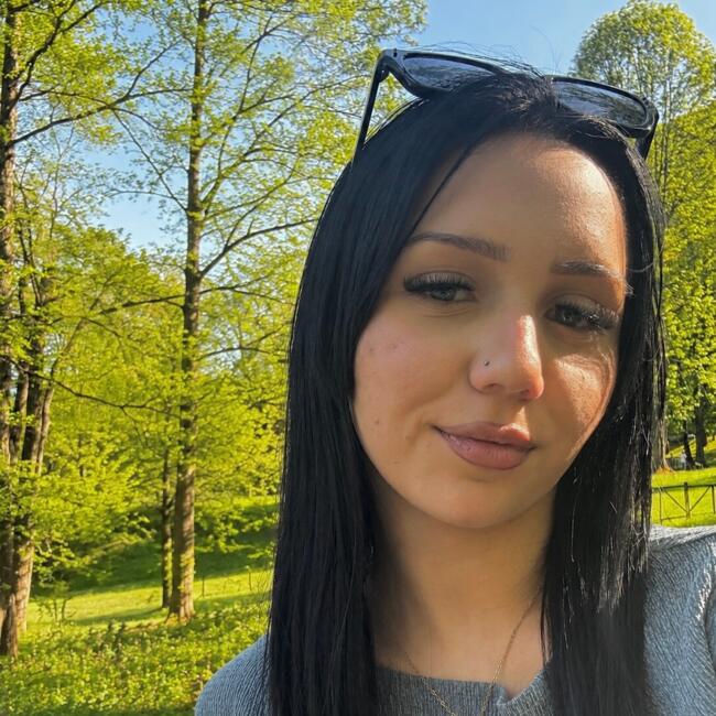 Babysitter in Maribor: Amina